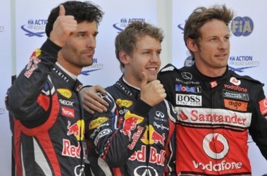 28 травня 2011, 18:08 Переглядів:   Кращі в кваліфікації Гран-прі Монако: Феттель (в центрі), Баттон (справа0 і Веббер (зліва)