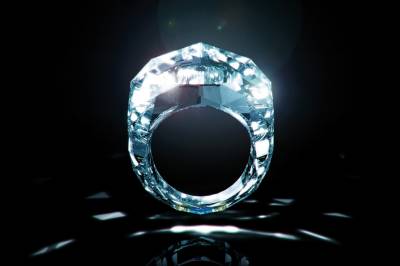 Діамантове кільце і кільце з діамантом - не одне і те ж