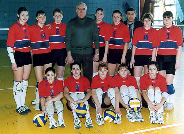Жіноча волейбольна команда «Анапа» створена на базі ДЮКФП «Вікторія» за сприяння адміністрації г