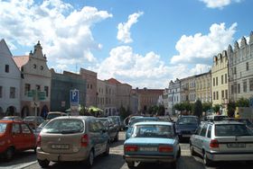 Славонице   Невелике містечко Славонице знаходиться в південній Чехії поруч з австрійським кордоном