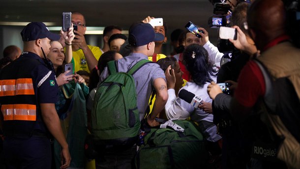 9 липня 2018, 13:35 Переглядів:   Прибуття Бразилії додому